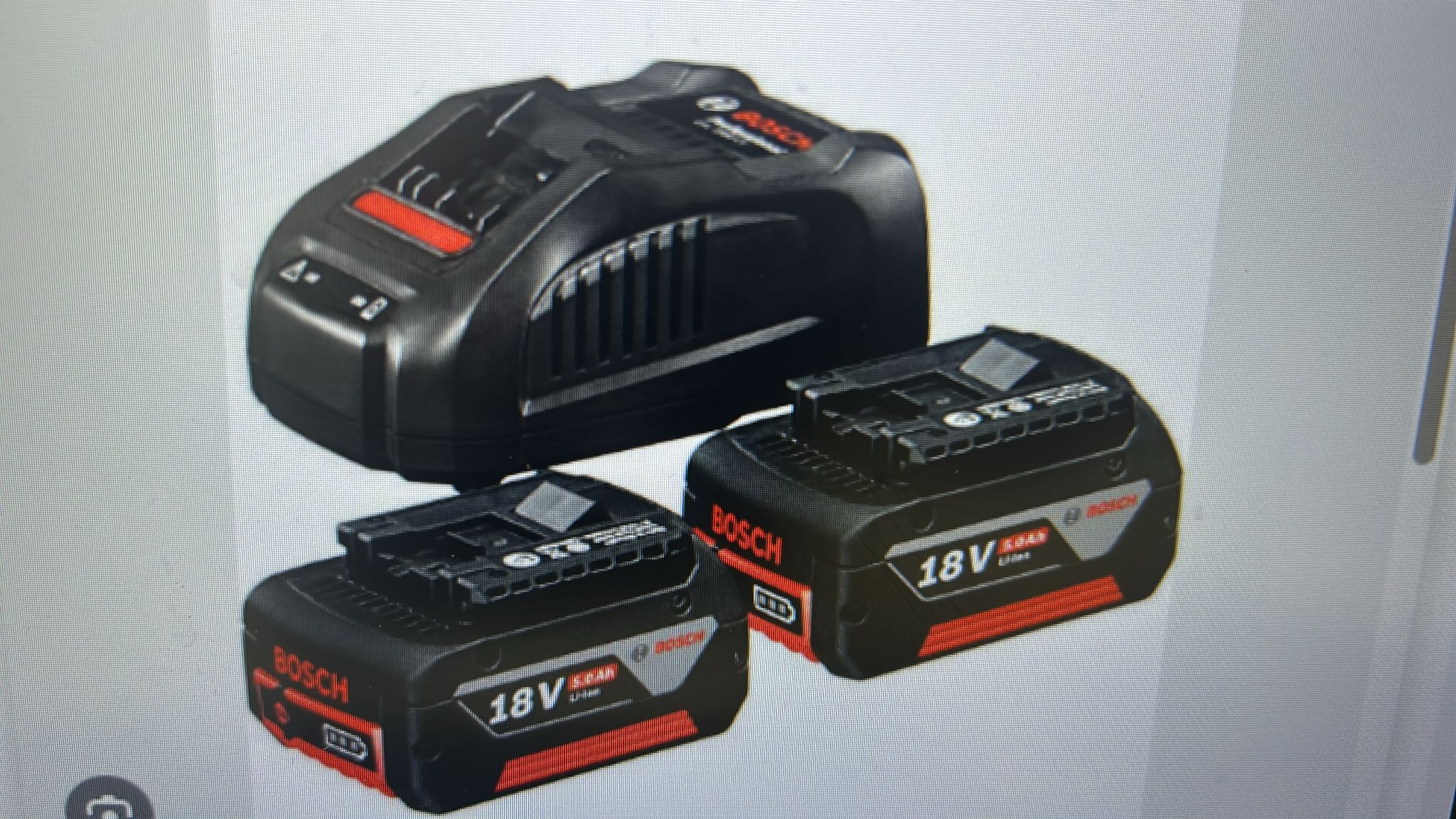 1.600.A00.B8J  SET ACUMULATORI 12V 0.5 AH+INCARCATOR