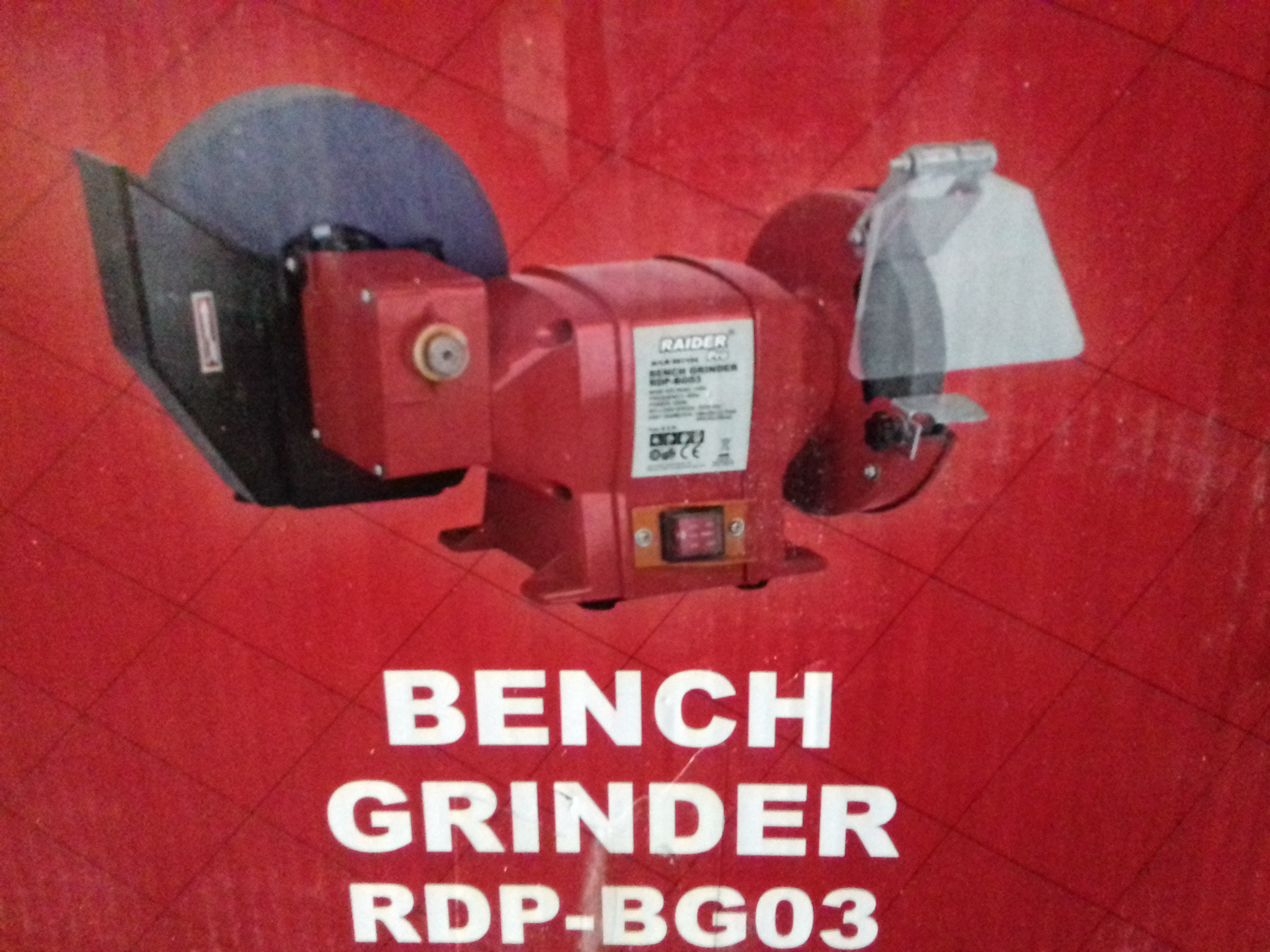 061104 POLIZOR DE BANC 150-200MM 250W RDP-BG03