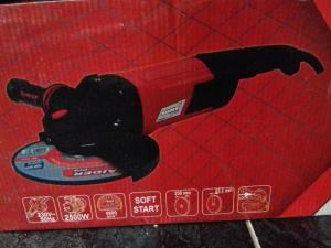 021201 POLIZOR UNGHIULAR 230MM*2500WRDI-AG48