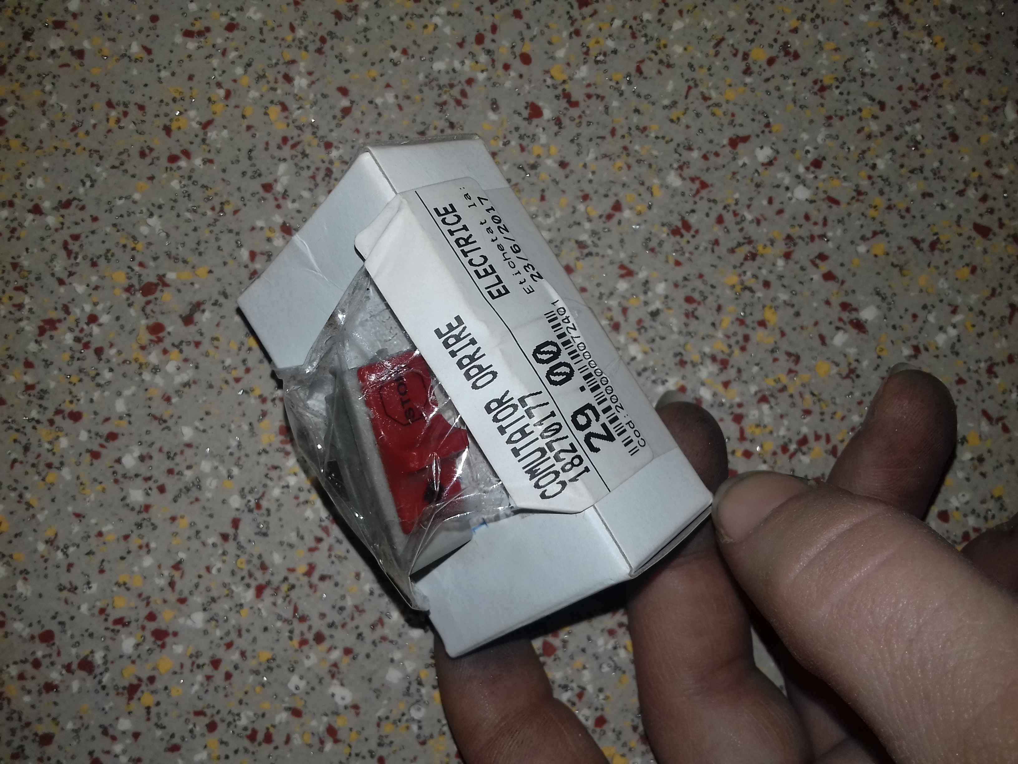 COMUTATOR OPRIRE 18270177 BUTON STOP