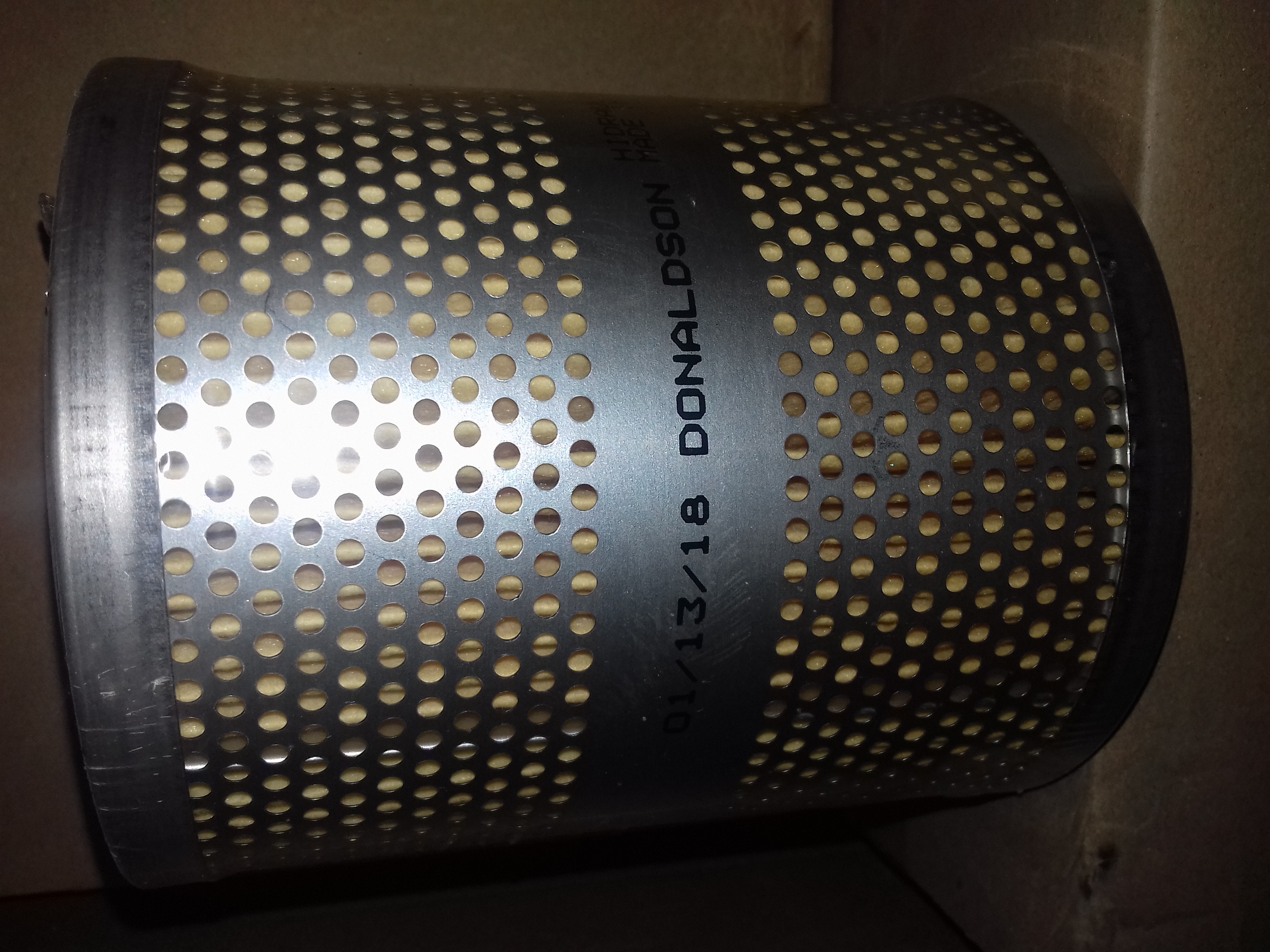 C37 FILTRU HIDRAULIC P555603 (AR75603)